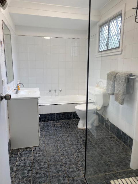 Allamanda House 3 Willow Street - Perths Hotel 4