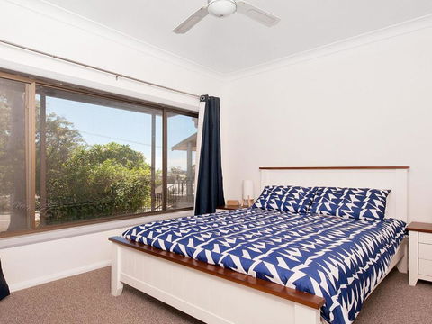 Nelson Bay Getaway 59 - Perths Hotel 4
