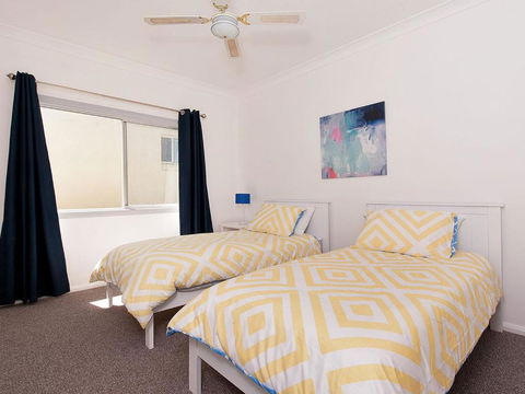Nelson Bay Getaway 59 - Perths Hotel 1