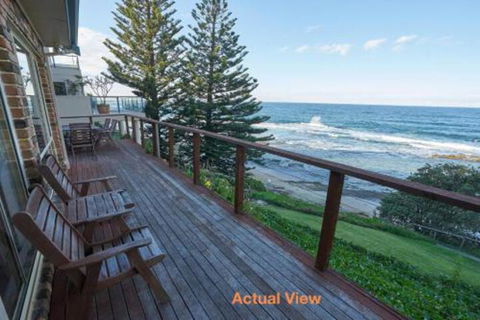 Kalimna Blue Bay NSW - Perths Hotel 0