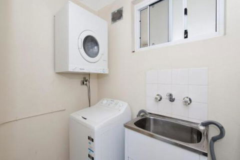 Shoal Bay Road Shoal Edge Unit 01 31 - Perths Hotel 5