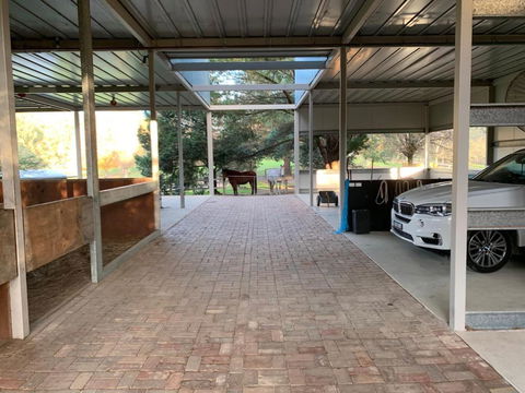 Kangaroo Manor - Perths Hotel 1