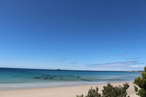 Sisters Beach Paradise - Perths Hotel 4