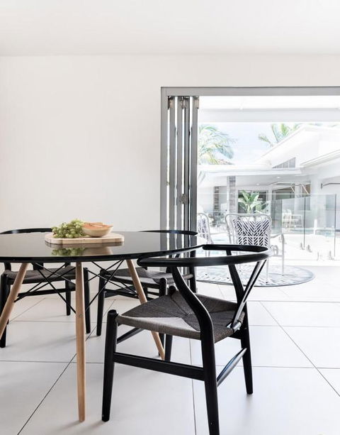 Noosaville Hideaway - Perths Hotel 1