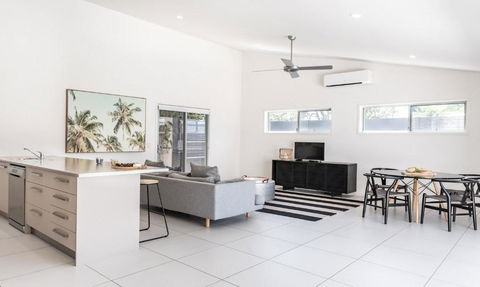 Noosaville Hideaway - Perths Hotel 3