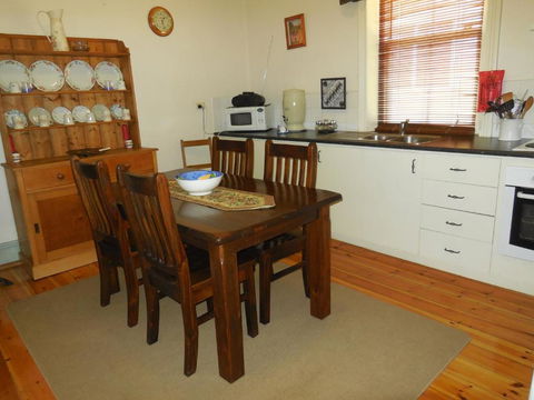 Amalie Cottage Waikerie Unit 1 - Perths Hotel 4