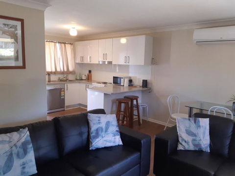 Wakeford St - Perths Hotel 3