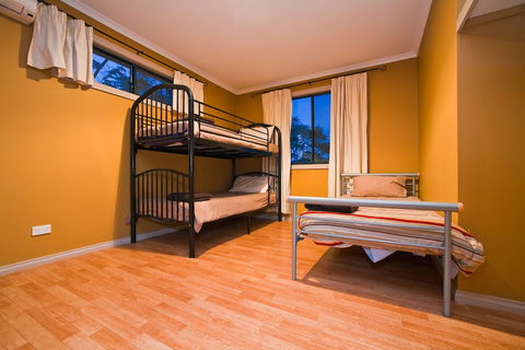 9 Skipjack Circle - Perths Hotel 4