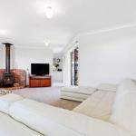 Ourimbah Across From The Local Rock Pools - Perths Hotel 0