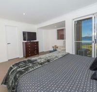 Soldiers Point Road 2 / 47 - Perths Hotel