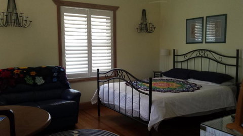 Stringybark Hills Retreat - Perths Hotel 1