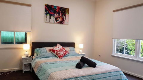 Homely Getaways Eighth Street Mildura - Perths Hotel 5