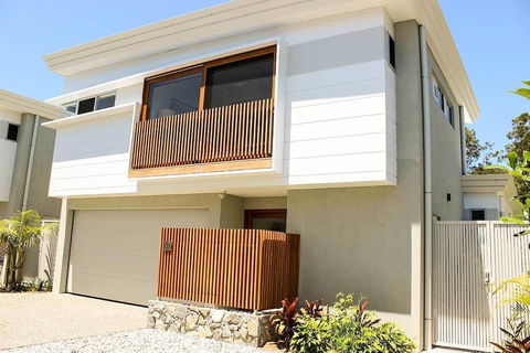 Fat Frog Beach Houses - Perths Hotel 1