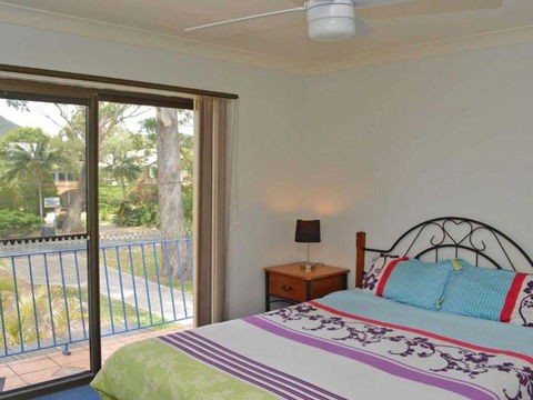 5 Ocean Breeze Shoal Bay Avenue Fabulous Location Opposite Shoal Bay Beach! - Perths Hotel 5