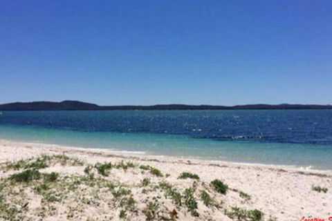 Aislinn 3 / 273 Corrie Parade Air Con Water Views BBQ - Perths Hotel 7