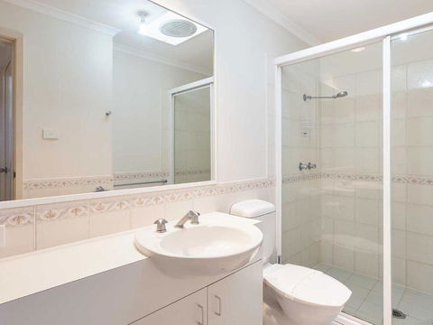 3 Ambleside 9 Shoal Bay Avenue Air Con WIFI & Close To The Water & Shoal Bay Shops - Perths Hotel 3