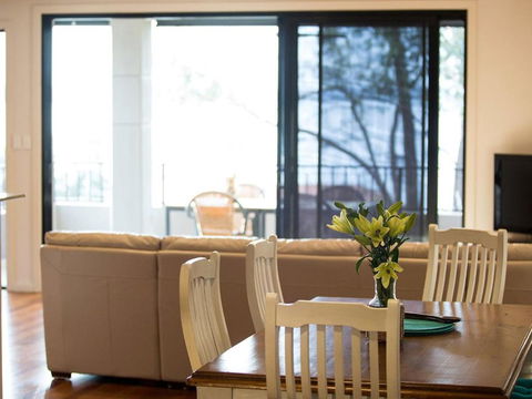 Cossies 2 / 273 Corrie Parade Stunning Views & Air Conditioned - Perths Hotel 3