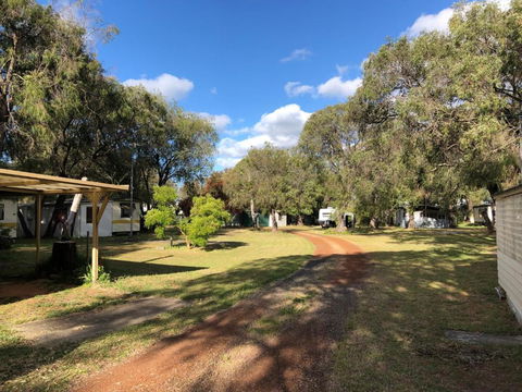 Lazy Days Caravan Park - Perths Hotel 6