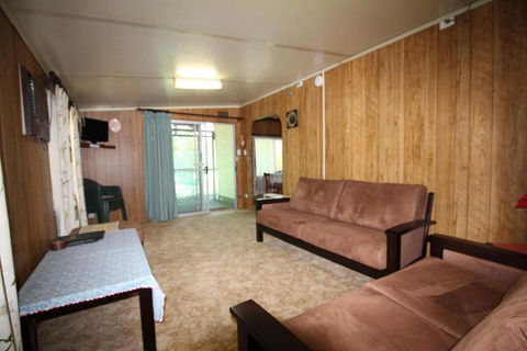 Lazy Days Caravan Park - Perths Hotel 2