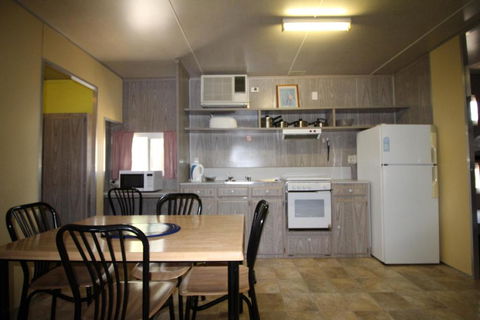 Lazy Days Caravan Park - Perths Hotel 4