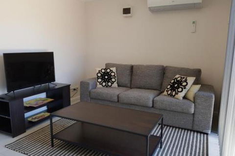 Excellent St. Granny Flat - Perths Hotel 4
