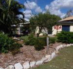 The Red Piranha Rainbow Beach Close to everything air con  pet friendly - Perths Hotel
