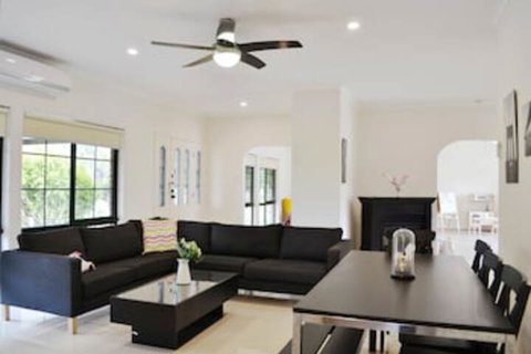 Springhill Winery - Perths Hotel 0