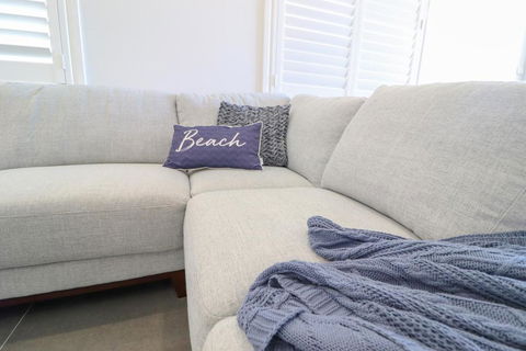 Beachside Oasis - Perths Hotel 5