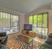 Affordable Holiday Home - Perths Hotel