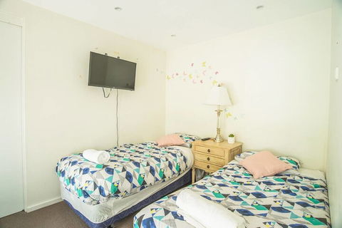 Ultimate Sandringham Beach Front Luxury House - Perths Hotel 4