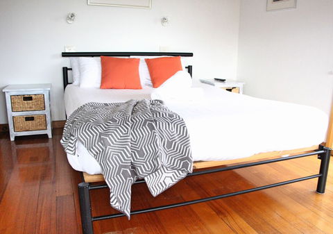Lazy Wave Beach House - Perths Hotel 5