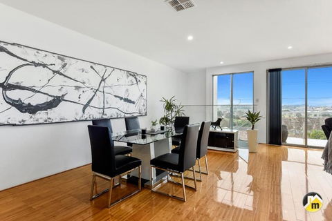 BENGALEE EXECUTIVE TOWNHOUSE MODERN & STYLISH - Perths Hotel 4