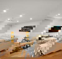 108 Madaffari Drive - Perths Hotel
