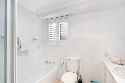 Bagnall Avenue 1 - Perths Hotel 4