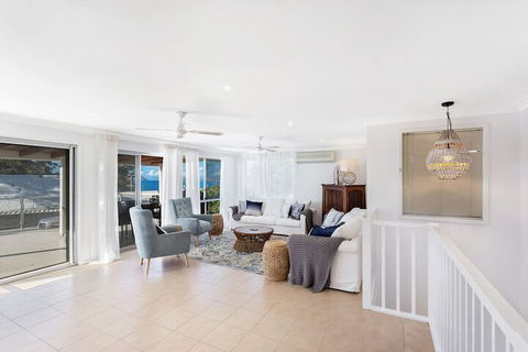 Bagnall Avenue 1 - Perths Hotel 6