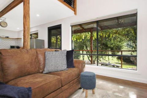Way Out Wandi - Perths Hotel 2
