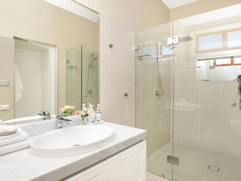 Advilla Stylish Charming & Central Location - Perths Hotel 6