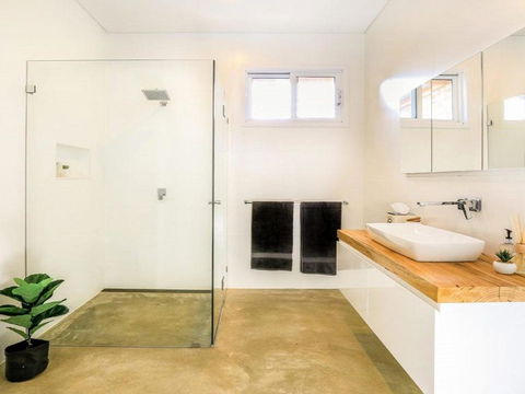 Amaroo Modern Luxurious & Chic - Perths Hotel 3