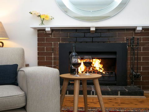 Canary Cottage Fresh Clean Simple & Comfortable - Perths Hotel 3