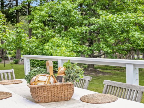 Canary Cottage Fresh Clean Simple & Comfortable - Perths Hotel 1