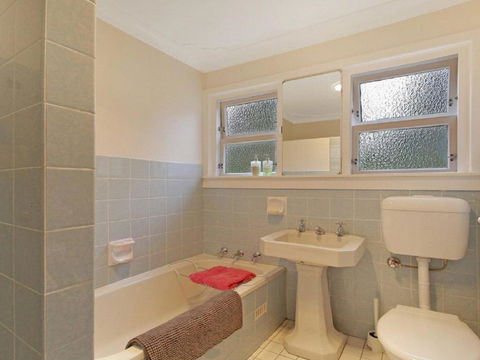 Number 12 July Special 3 Nights For Price Of 2 - Perths Hotel 5