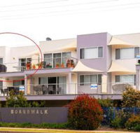 Boardwalk Apartment 6 - Perths Hotel