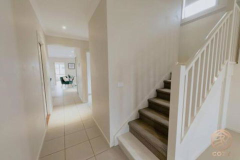 113Balanchin Street Family Resort In Point Cook - Perths Hotel 7