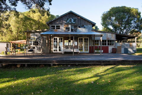 Moonrise Farm - Perths Hotel 1
