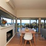 BAY VIEWS On MANNA DROMANA - Perths Hotel 0