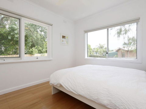 DROMANA BEACH SHACK... - Perths Hotel 4