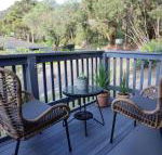 Wreck Beach Cottage at Shoal Bay - Perths Hotel