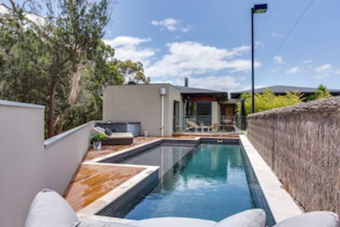 Kalina Retreat Tennis & Pool - Perths Hotel 0