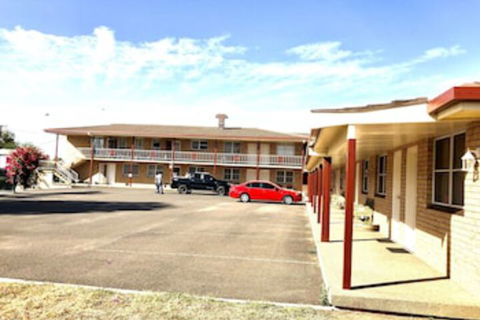 Overlander Motor Lodge - Perths Hotel 0