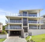 Surf 101 on Cabarita Beach - Perths Hotel